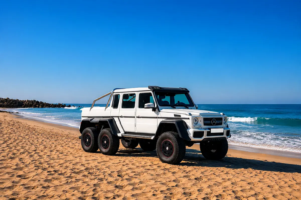 Mercedes-Benz G-Class 2013 — photo 1 of 9