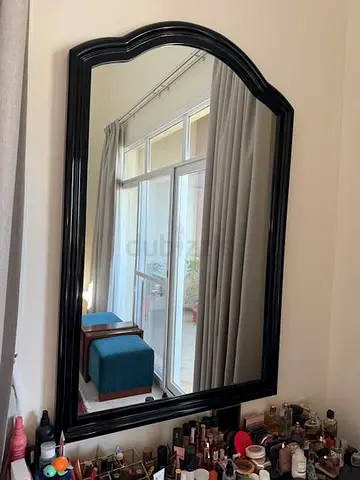 Black dressing table with mirror