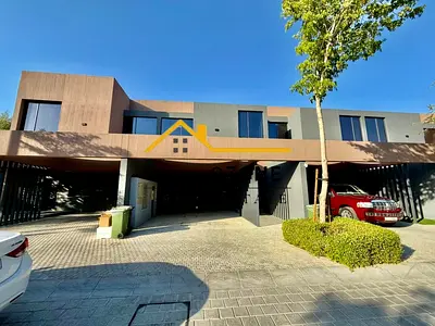 Hot Deal Ready To Move 3Bedroom Middle Unit For Slae