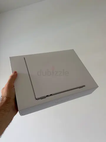 MacBook Air 13 24 ram Laptop Box