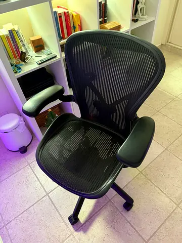 Herman Miller Aeron Chair for selling. Good condition only little use