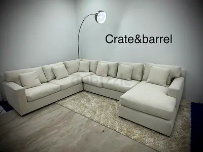 Perfect condition cratebarrel Ushape sofa