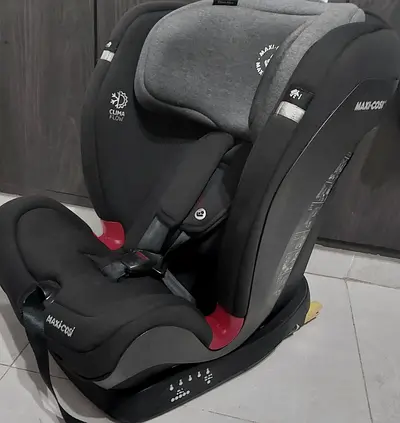 Maxi-Cosi titan plus ( 0 to 12 years