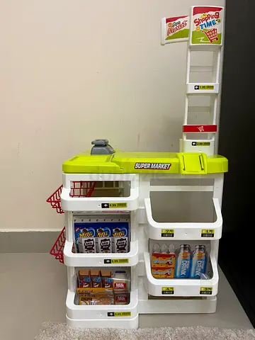 Kids playing shop