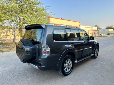 Mitsubishi Pajero GLS 2011 | GCC Specs | Well Maintained