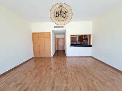 Luxurious and Spacious Chiller Free Studio Apartments Full Facilities