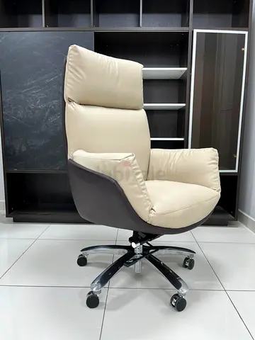 Modern High Back Ergonomic Leather Office Chair