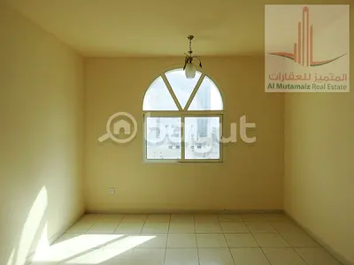 Detached kitchen studio apartment, excellent location on Al Murour Street, behind Grand Mall, near the Corniche and Ajman Towers.