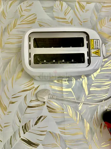 Simple 2-Slice Electric Toaster - White, Working