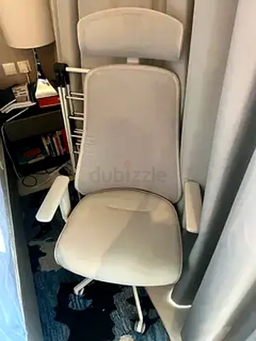 Ergonomic White Mesh Office Chair with Headrest