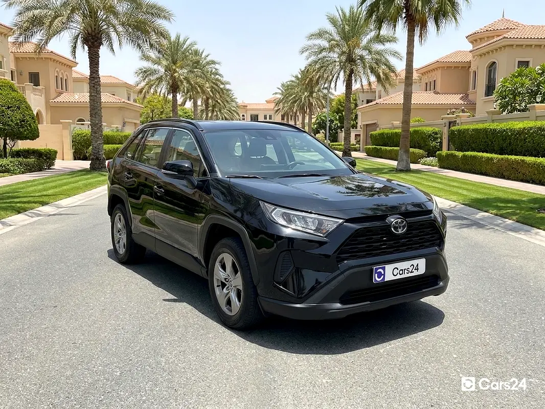 Toyota Rav 4 2022 — photo 1 of 13