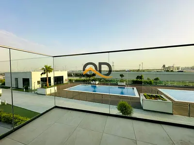 Spacious Studio // Pool View // Elegant Layout