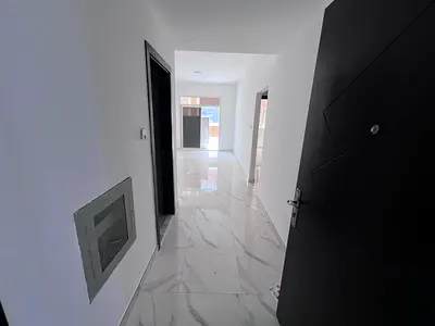 Master bedroom, one month free, central air conditioning and cooling, good finishes, practical design and excellent layout, natural lighting and good