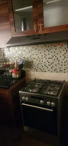 Used freestanding gas cooker with oven - good working condition