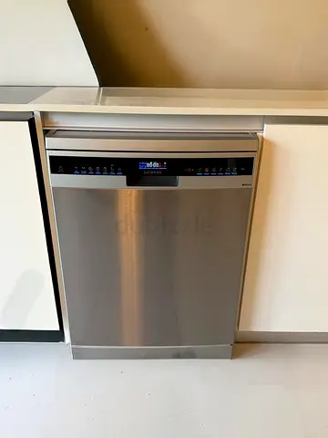Siemens iQ500 German Engineering Dishwasher – Reliable Performance touch screen panels