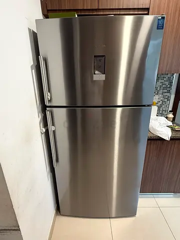 Siemens Fridge 687 Liters