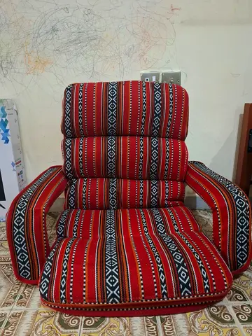 Less Used Foldable Cushion Chair for Urgent Sale