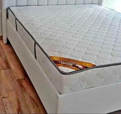 King size 180x200cm mattress.  Same day delivery available