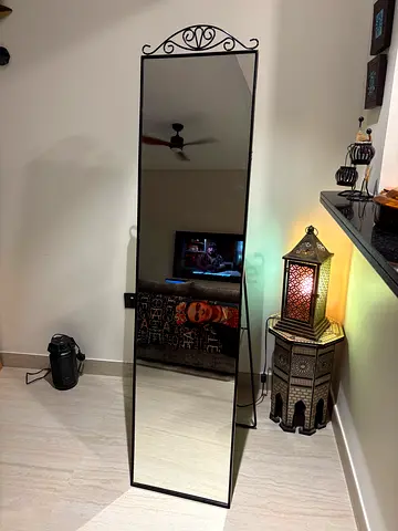 Full-Length Freestanding Floor Mirror with Black Metal Frame (Perfect Condition)