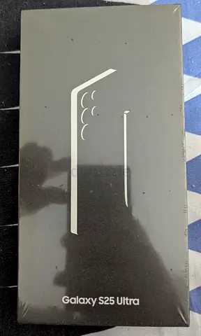 Samsung Galaxy S25 Ultra - sealed