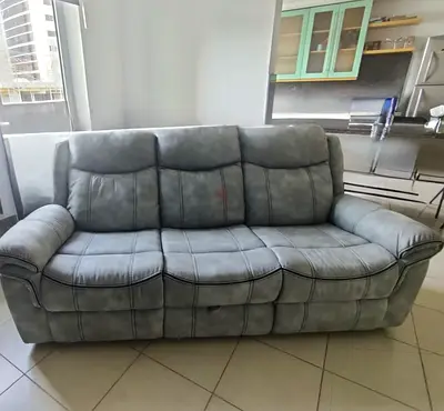 Comfortable 3-Seater Reclining Sofa in Grey