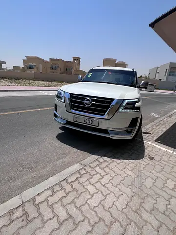Nissan Patrol 2014 LE Platinum GCC Specs - Well Maintained