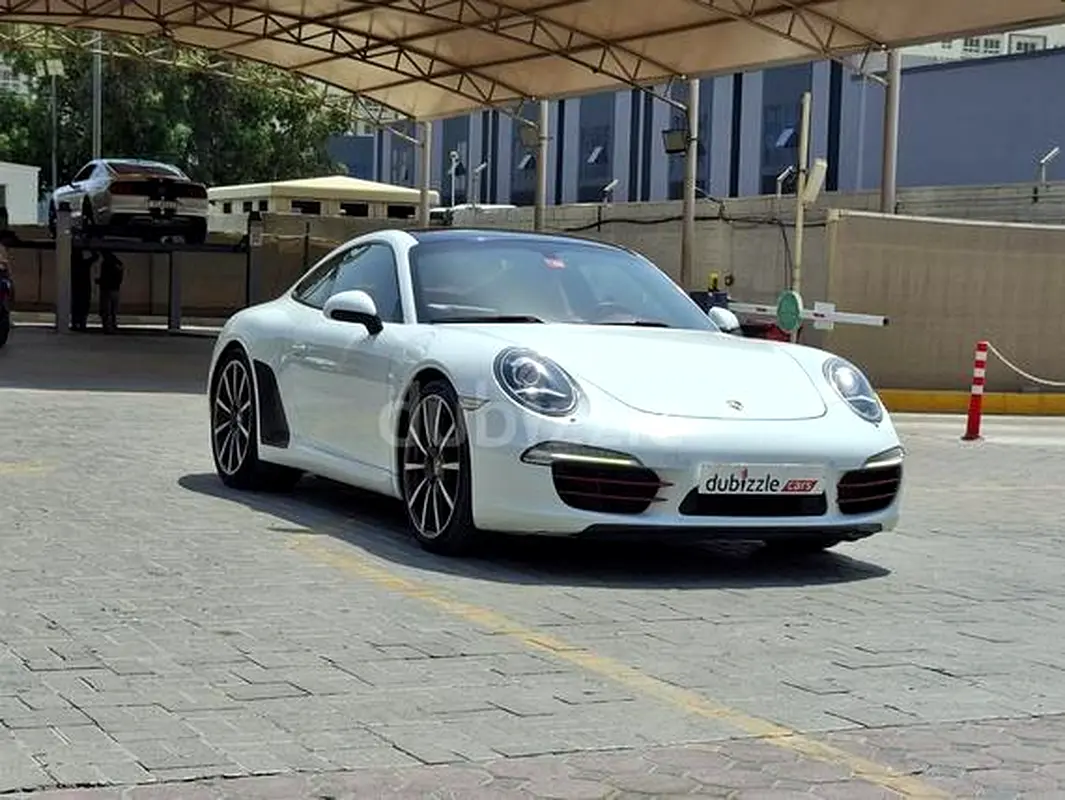 Porsche 911 2013 — photo 1 of 14
