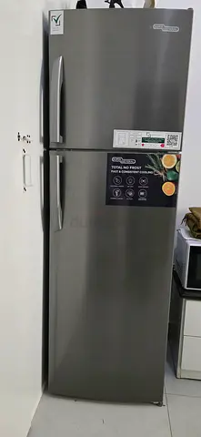 double-door fridge in good condition
