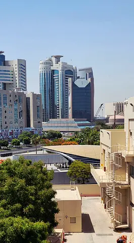 SPACIOUS FAMILY ROOM | 2 MIN WALK TO METRO | LIVING + BEDROOM | BALCONY | WITH OR WITHOUT BILLS