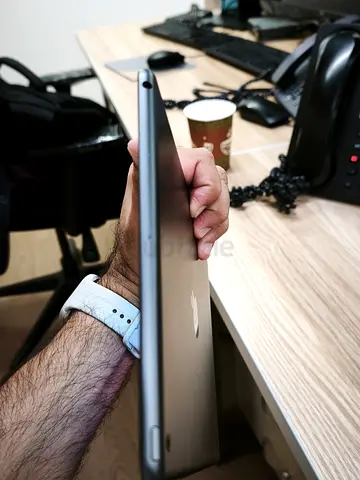 Original apple iPad 7th generation 128gb