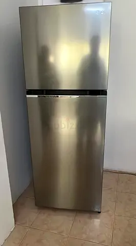 LG 522 litres Capacity Refrigerator and Freezer Mint Condition