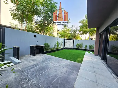 3 Master Bedroom's / Barnd New / Conrer Unit Biggest Plot Area in Robinia Massar