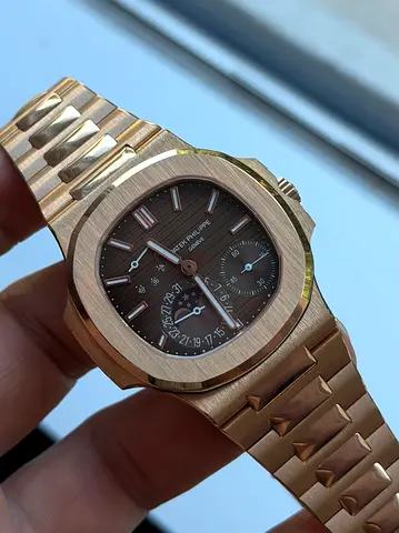 5712/1R-001 Rose Gold |
Patek Philippe