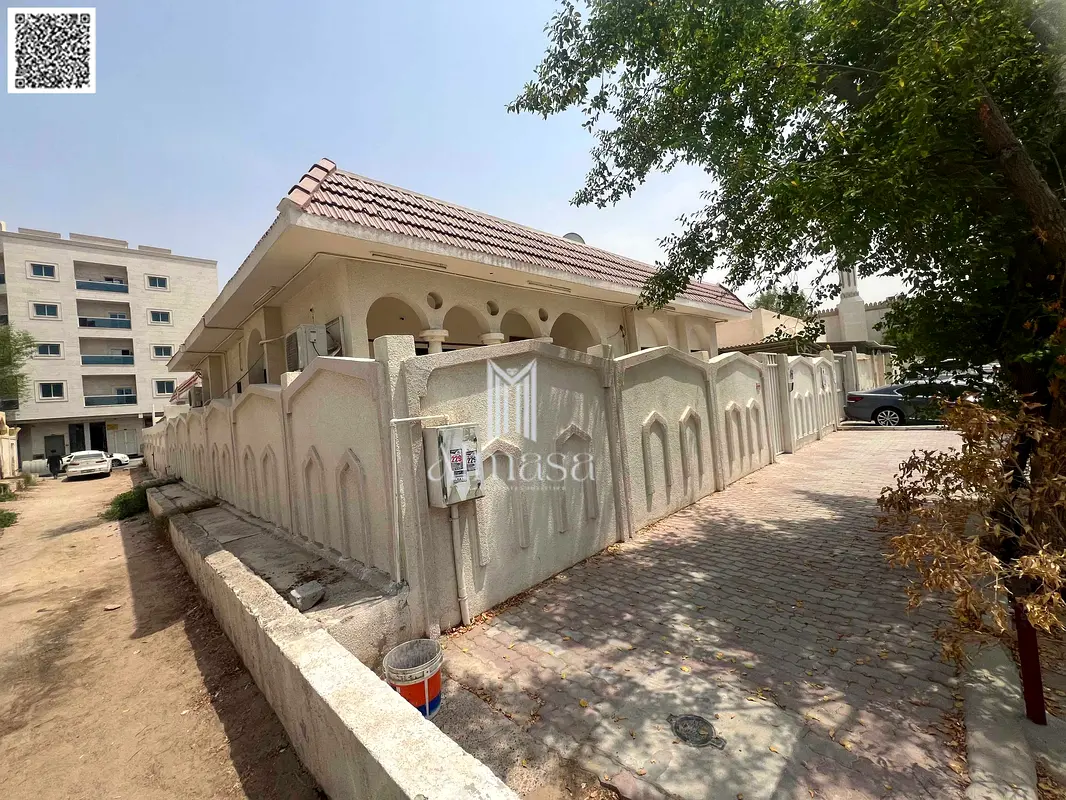 Traditional Arabic house for sale in Al Nuaimiya 2 – a unique opportunity for living or investment