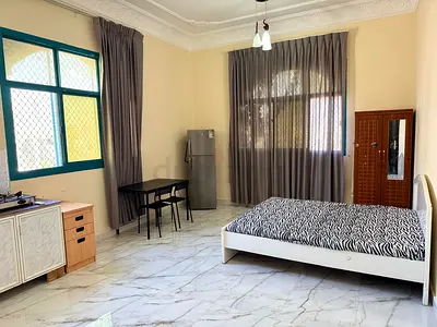 one big room with attach bath and kitchen clean and neat near alqusais metro station,bus stop