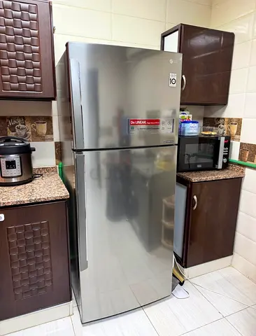 LG Stainless Steel  619 liter Refrigerator - Good Condition