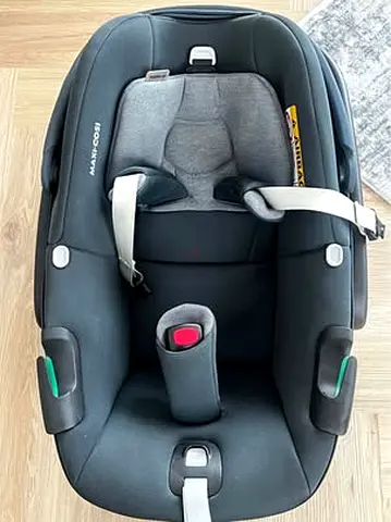 Maxi-Cosi Infant Car Seat (Rear-Facing) - Good Condition