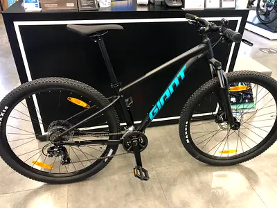 Giant Talon 3 – 29” Hardtail MTB | Excellent Condition