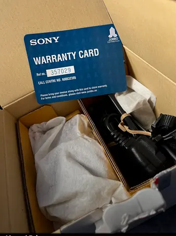Sony ZV-E10 New Unused with 16-50 Lens  Box