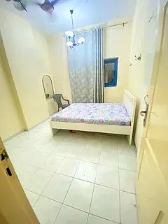 Room Available for working Couple / Executive Bachelor in 2BHK