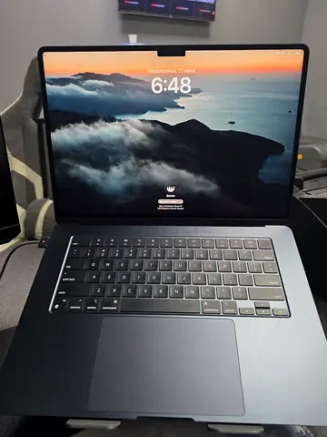 Macbook air m3 15 inch 8gb 512gb Midnight