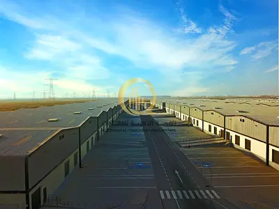 Warehouses + retail shops + staff accommodation: Industrial/commercial property for sale with a 9.5% annual return. GCC ownership only.