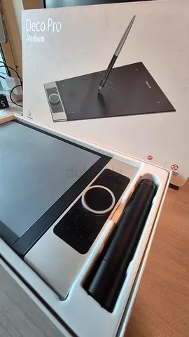 Graphic tablet professional good size, Pro Drawing Tablet with Stylus - Excellent Condition.