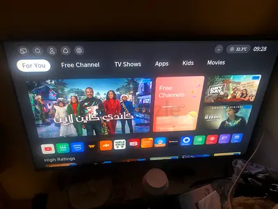 Sky Flat Screen TV 43’ تلفزيون 43 بوصه نظف جدا