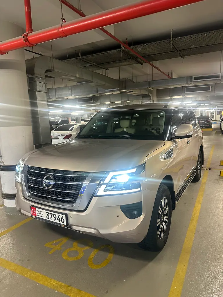 Nissan Patrol 2021 — photo 1 of 18