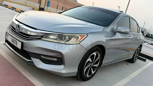 Honda Accord EX 2017 - Well maintained