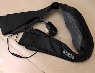 Neck massager