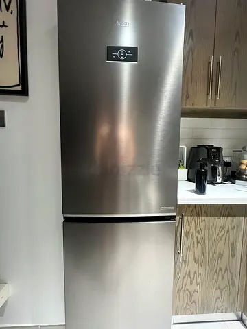 Beko 366L Top Freezer Refrigerator - VoluMaxx, Excellent Condition, only 6 months old.