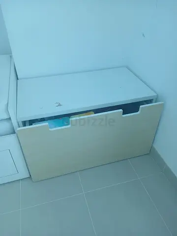 Storage box