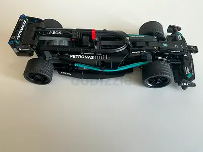 LEGO Technic Mercedes-AMG Petronas F1 Car (assembled) - Black